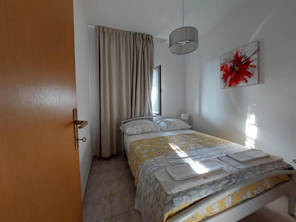 Apartments With A Parking Space Plat, Dubrovnik - 4776 Mlini Kültér fotó